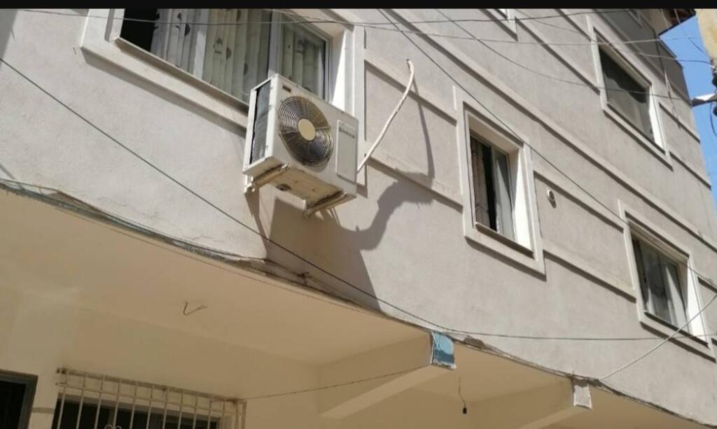 For sale 4-story building (BRYLI