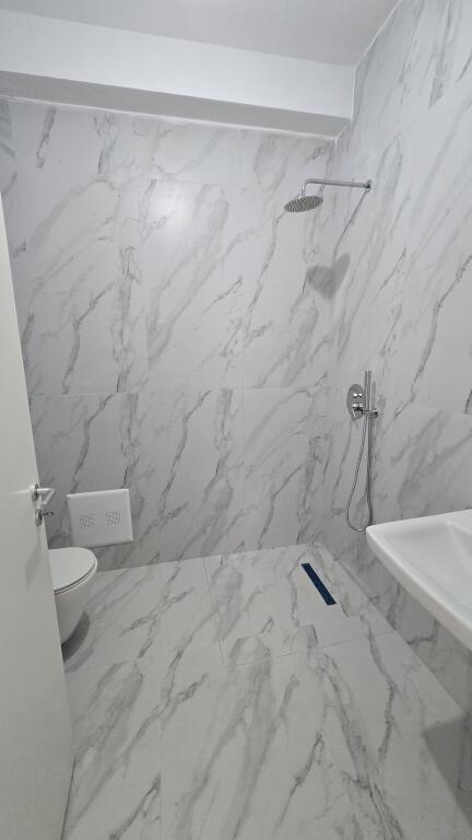 Rent, Apartment 2+1+2 Kaimi Complex, Ali Demi, Tirana