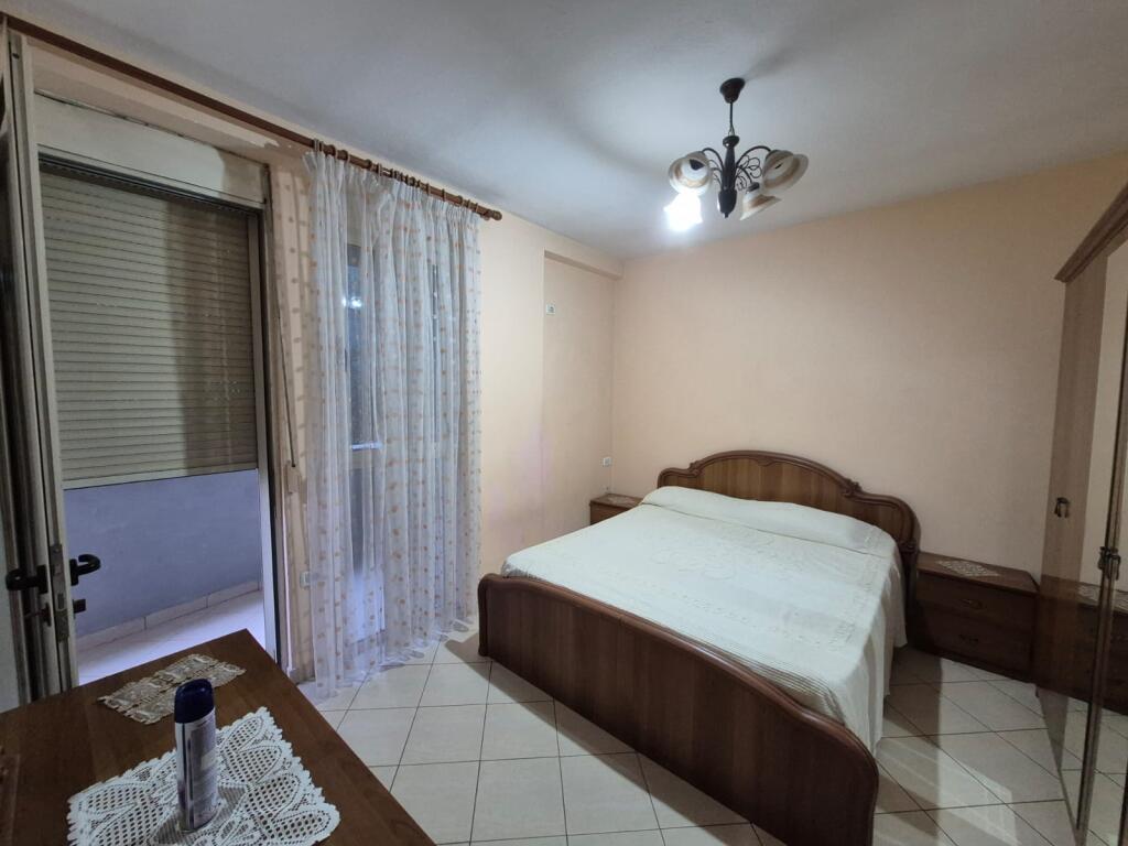 Apartment 1+1 for rent, Pazari i ro