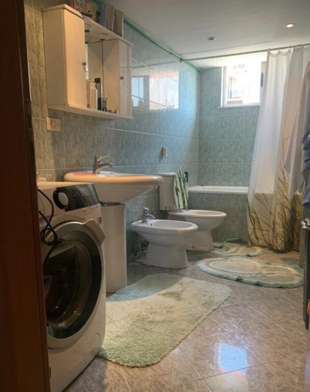 SHITET Apartament 1+1 Komuna te Kika