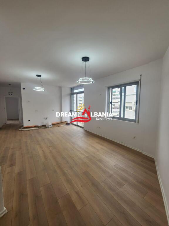 Apartament 2+1 per shitje tek Komuna e Parisit (ID 41211922)