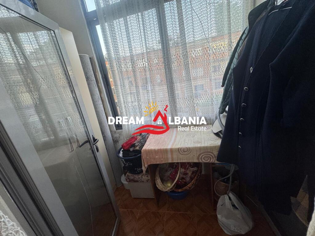For sale 2+1 apartment on Myslym Shyri street and duplex shop near the former UET (ID 4129500)