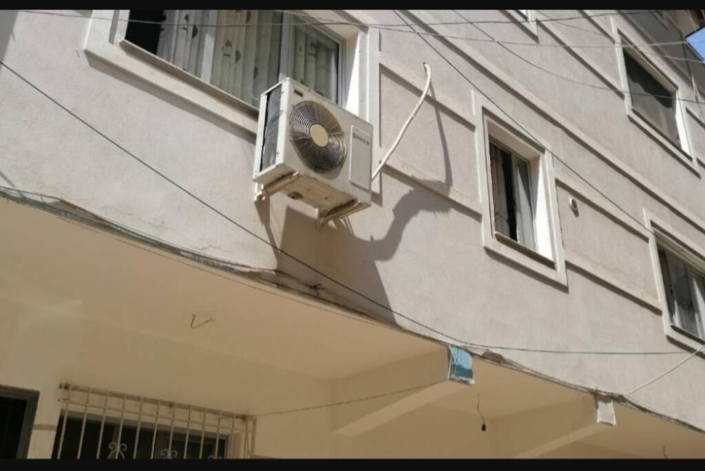 For sale 4-story building (BRYLI