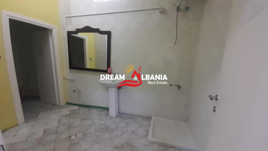 Office space for rent in Bllok near Piceri Era (ID 4261843)