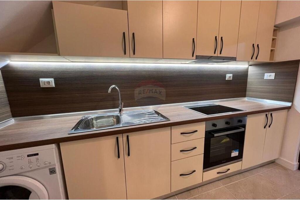 2+1+2 apartment for rent at Mine Peza