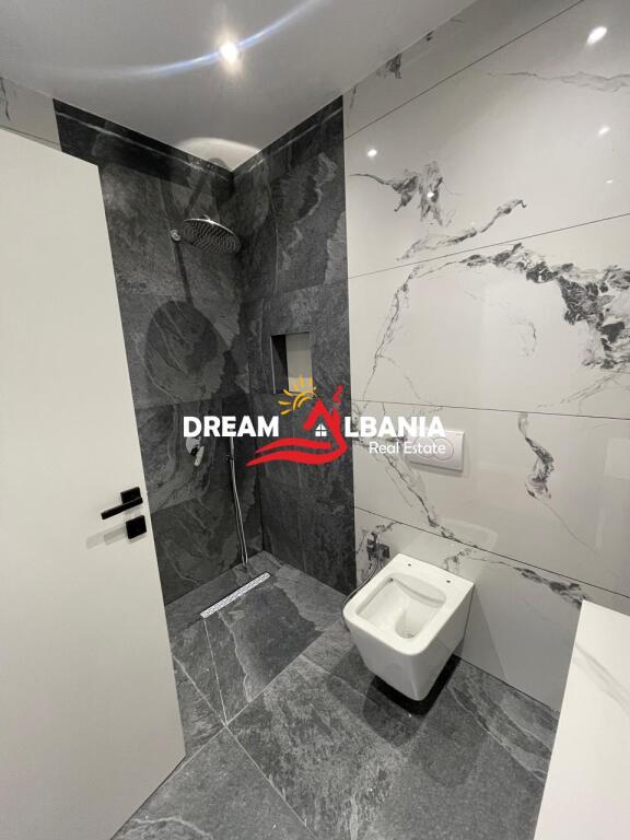 Appartamento 1+1 in vendita a 5 Maji vicino alla scuola "Tirana Jone" a Tirana (ID 41111085)