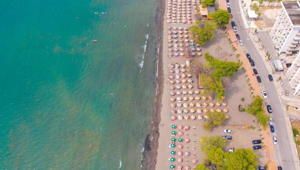 FOR SALE: 1-Bedroom Apartment in Shëngjin – 66 m² (🍹 Fjord Kune Resort) ⛱️ Seafront with Sea View – Price €85K 🌋 New Complex, 2025 Completion