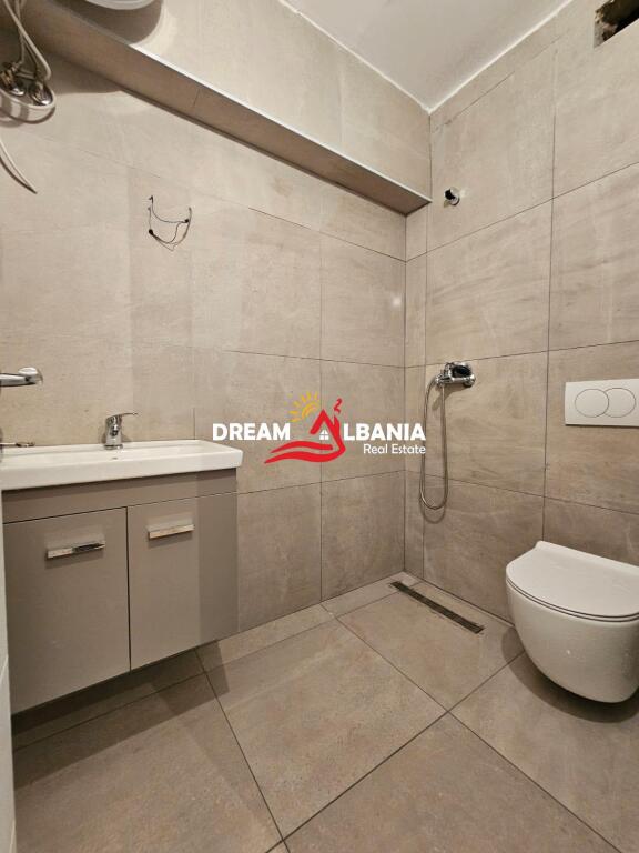 1+1 Apartment for Sale in the 21st of December Area, near Mozzaik in Tirana (ID 4119416)