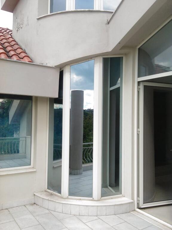 For sale villa 2 floors + 1 basement floor
