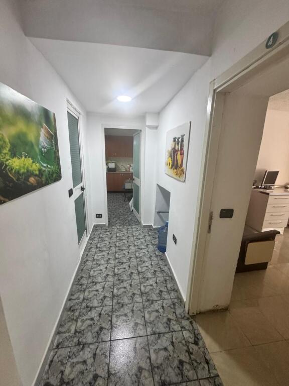 Office space of 100 m2 for rent at Ushtari I Panjohur.