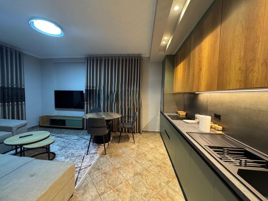 FRESKU, JAPIM ME QIRA APARTAMENT 2+1