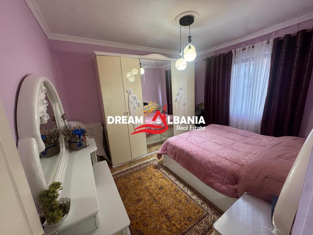 For sale 2+1 apartment on Myslym Shyri street and duplex shop near the former UET (ID 4129500)