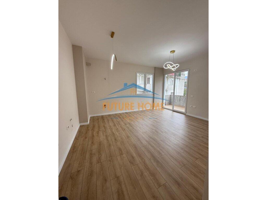 For sale, Apartment 2+1, Fresk.