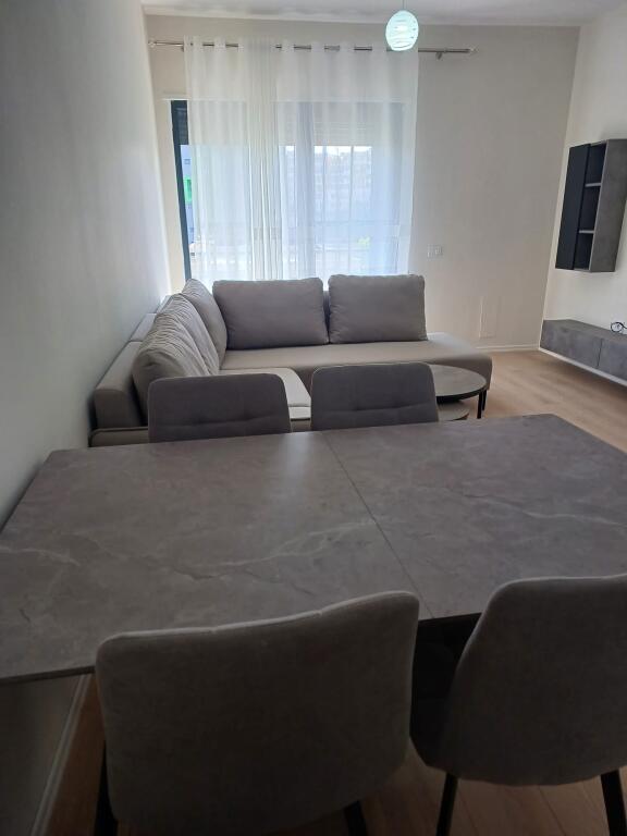 Apartament 2+1 me qira Oasis Astir