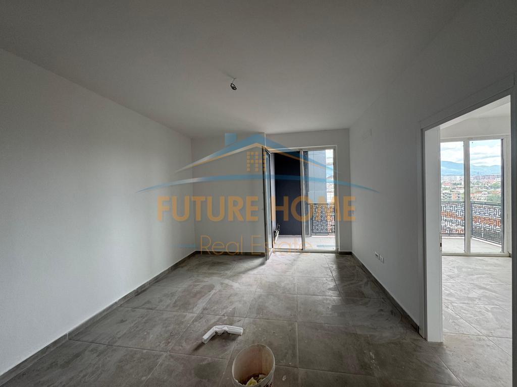 Shitet, Apartament 2+1, Paskuqan, Tiranë.
