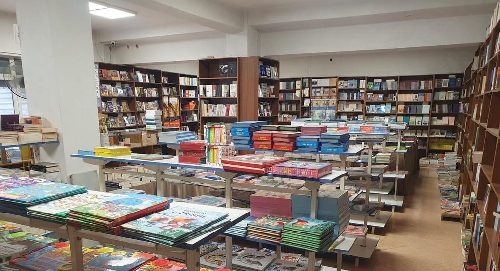 FOR SALE COMMERCIAL SPACE NEAR 21 DECEMBER!