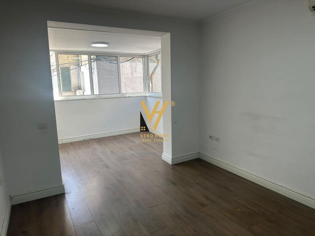 OFFICE 120M2 FOR RENT IN BLOK
