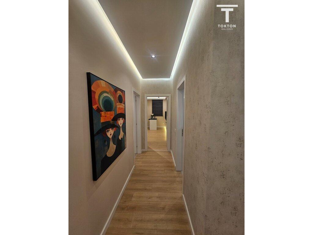 FOR SALE, APARTMENT 2+1, PAZARI I RI, TIRANA, TT 2171