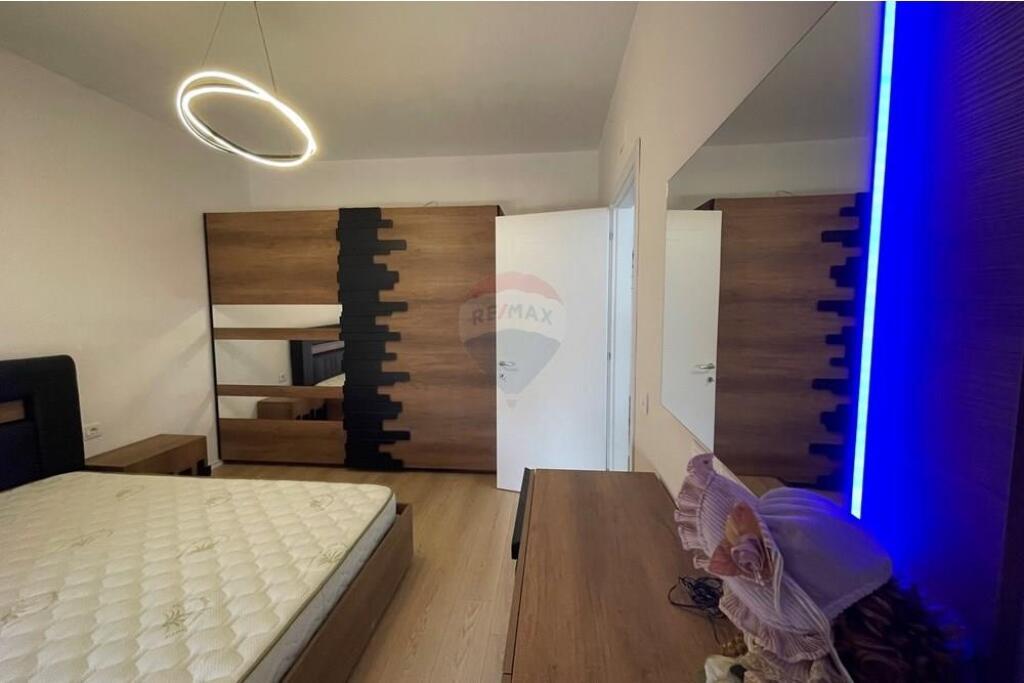 Apartament 1+1 me qira te Fusha e Aviacionit!