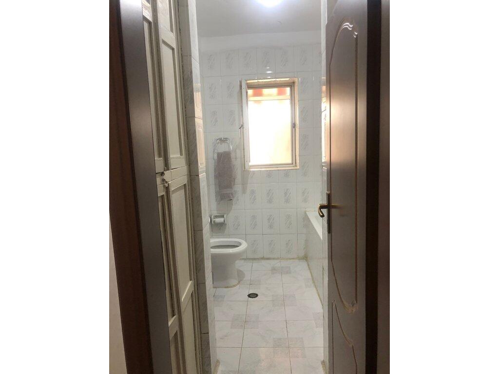 Apartament 1+1 me qera te Rruga e Elbasanit