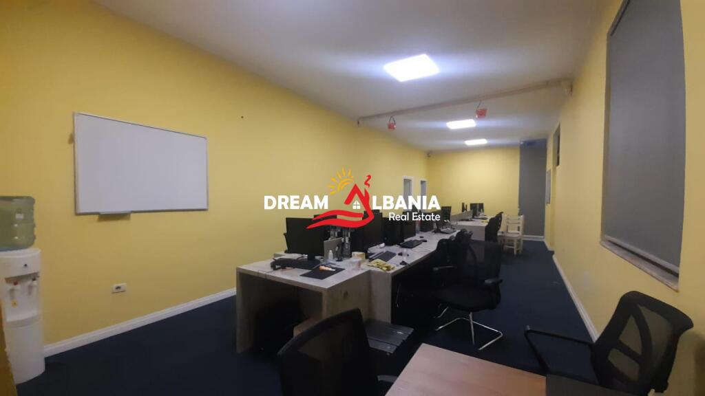 Office space for rent in Bllok near Piceri Era (ID 4261843)