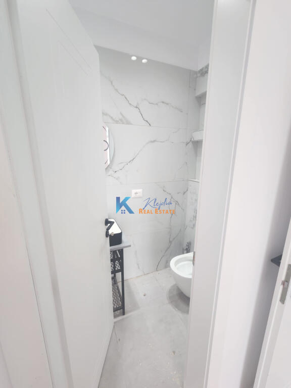 2+1 for Sale - Komuna e Parisit (near Kika 2 complex)