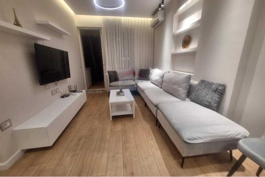 Apartament 1+1 me qira tek Ambasada Amerikane