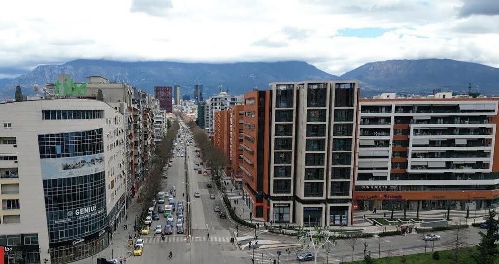 Business Space for Rent 📍 21 Dhjetori, Tirana (1,200 m²)