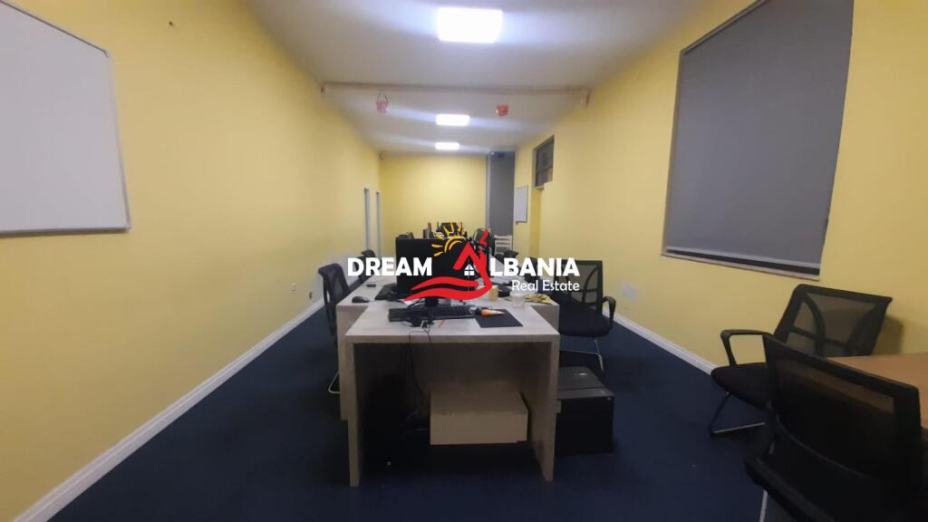 Office space for rent in Bllok near Piceri Era (ID 4261843)