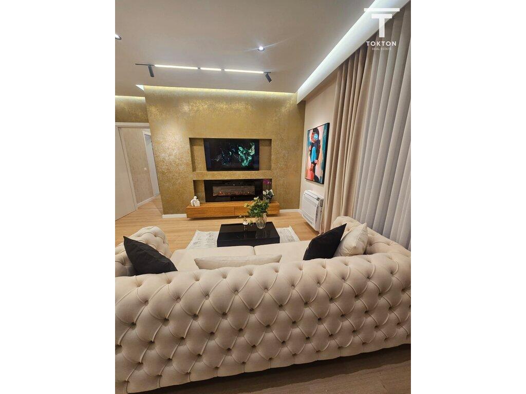 FOR SALE, APARTMENT 2+1, PAZARI I RI, TIRANA, TT 2171