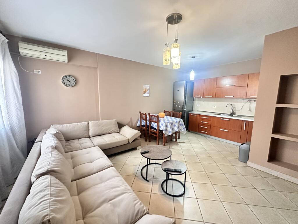 Apartment 2+1 for rent near Square 21