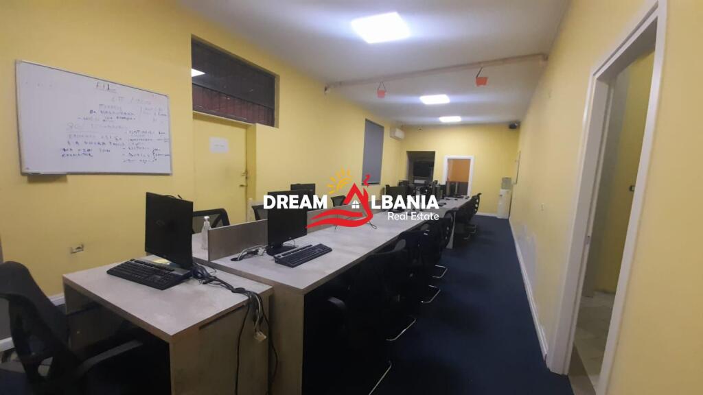 Office space for rent in Bllok near Piceri Era (ID 4261843)