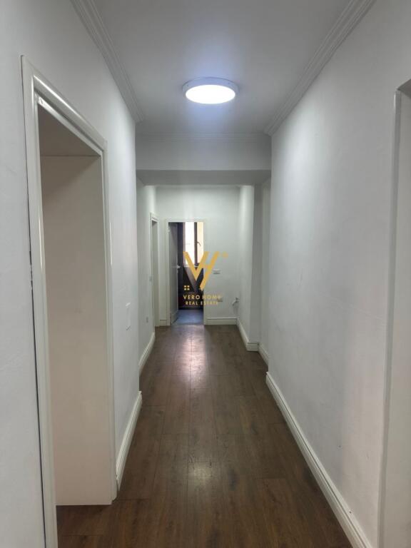 OFFICE 120M2 FOR RENT IN BLOK