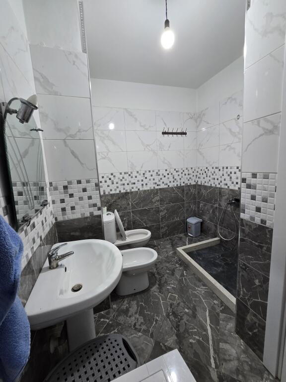Apartament me qera 2+1+2 te Kompleksi Star Konstruksion