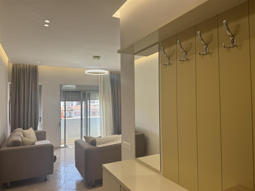 2+1+2 apartment for rent near the hospitals