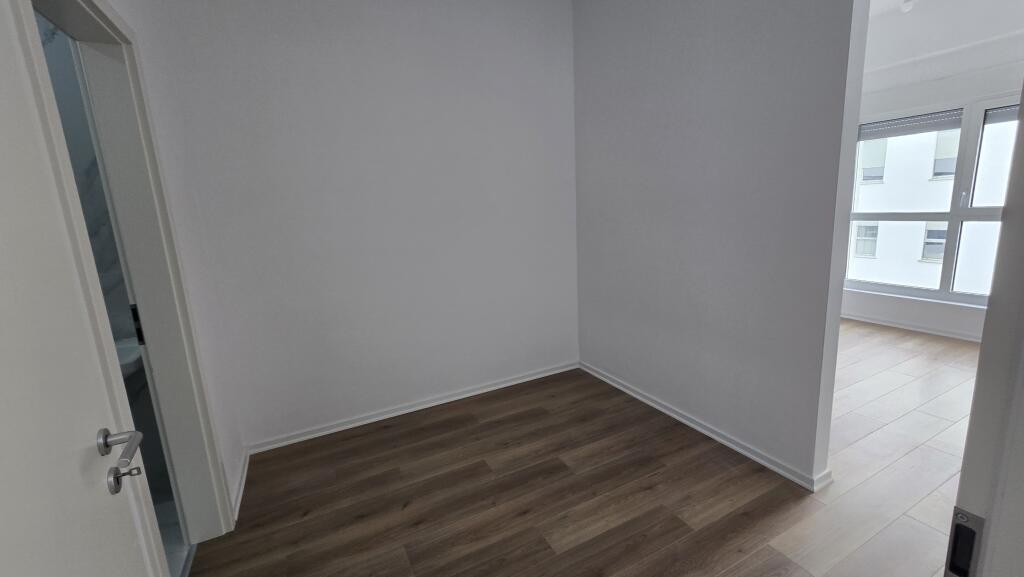 Rent, Apartment 2+1+2 Kaimi Complex, Ali Demi, Tirana