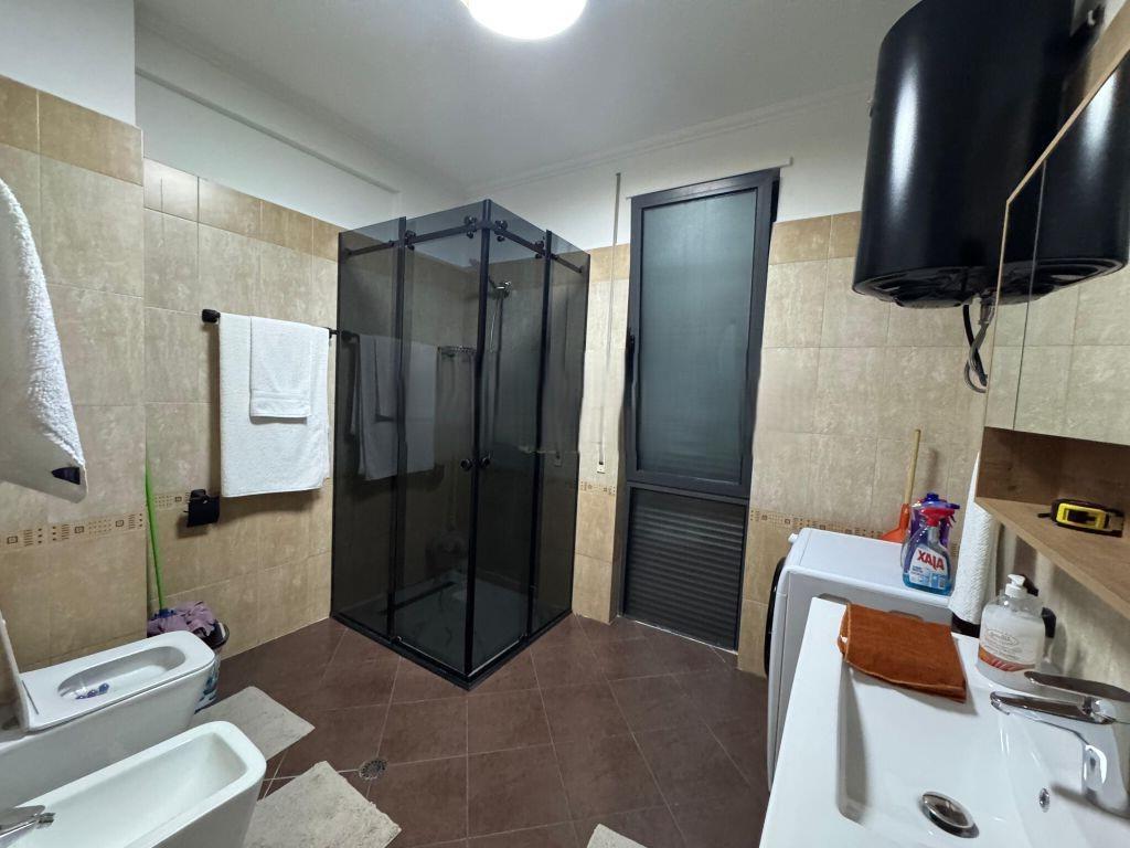 FRESKU, JAPIM ME QIRA APARTAMENT 2+1
