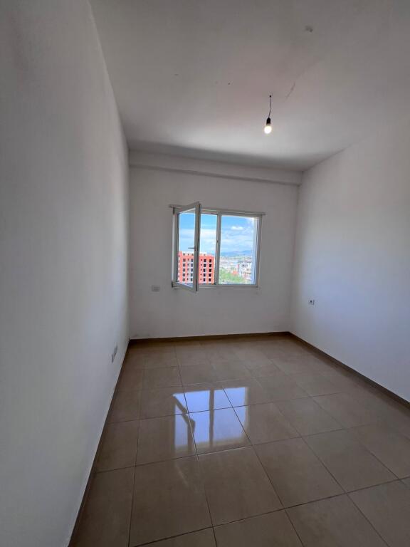 APARTMENT FOR RENT IN KAMEZ