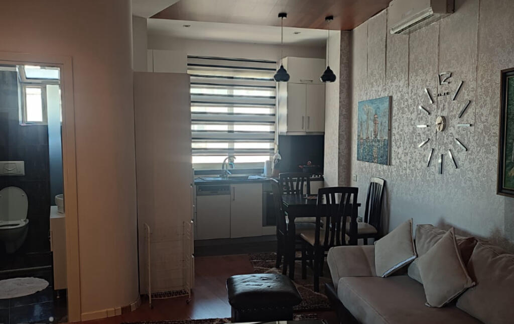 An apartment 2+1 is for rent near the old refrigerator, the train station.