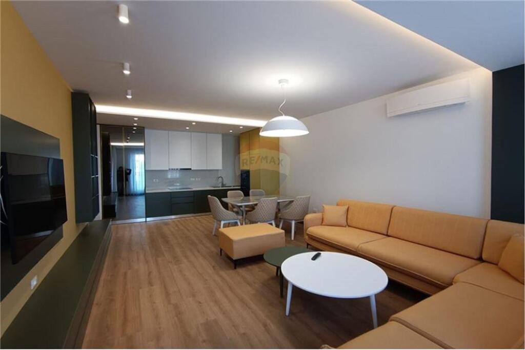 Luxurious 2+1+2 apartment for rent at Zogu i Zi