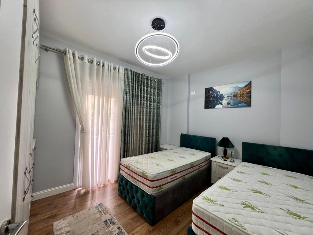 Rent, Apartment 2+1 "21 Dhjetori", Tirana.