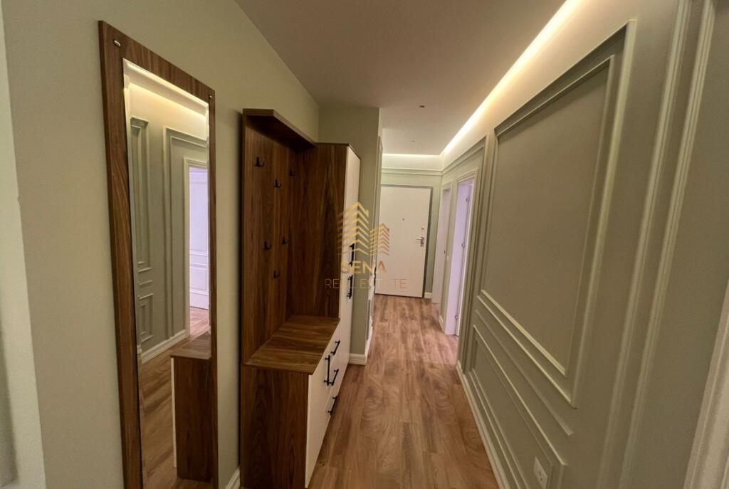 Qira, Apartament 3+1+2WC, Porcelan