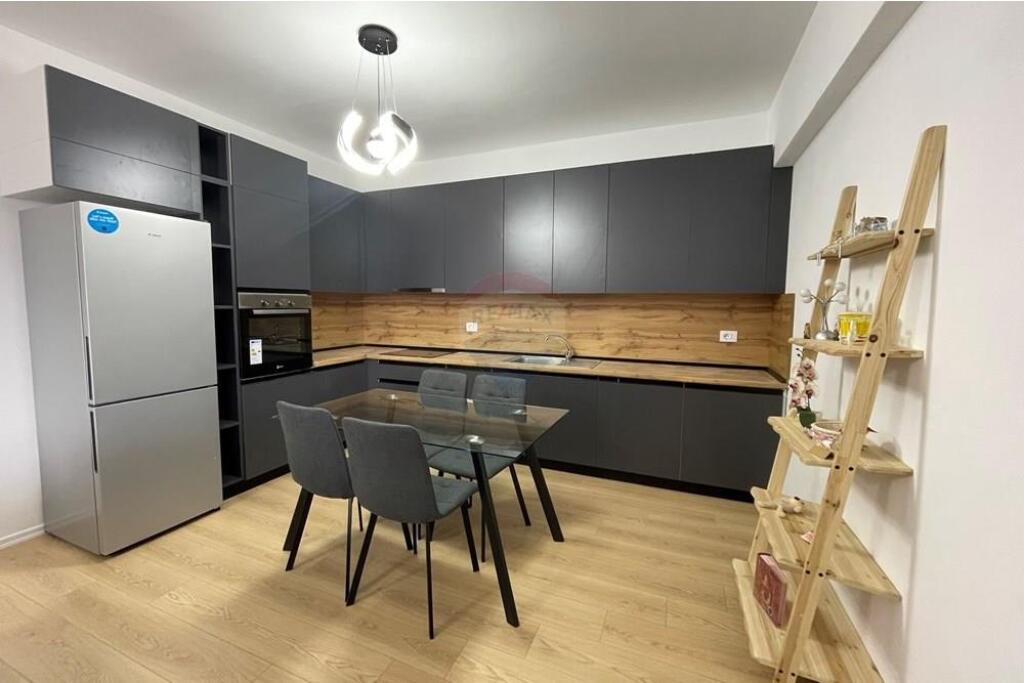 Apartament 1+1 me qira te Fusha e Aviacionit!