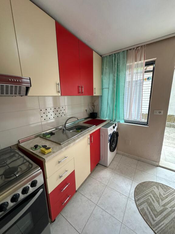 1+1 Apartment for Rent 5 minutes from Pazari i Ri