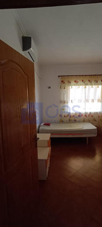 For rent a 3+1 villa in Ali Dem (Poligrafiku), Tirana