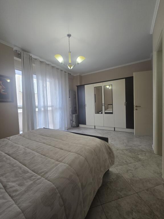 APARTAMENT 2+1+2 ME QERA GJYKATA DURRES