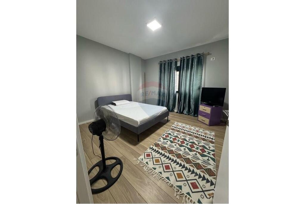 APARTAMENT 2+1 PER QIRA NE ZONEN E FRESKUT