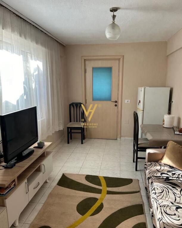 APARTAMENT 1+1+BLK ME QERA MBRAPA MINISTRISE SE JASHTME