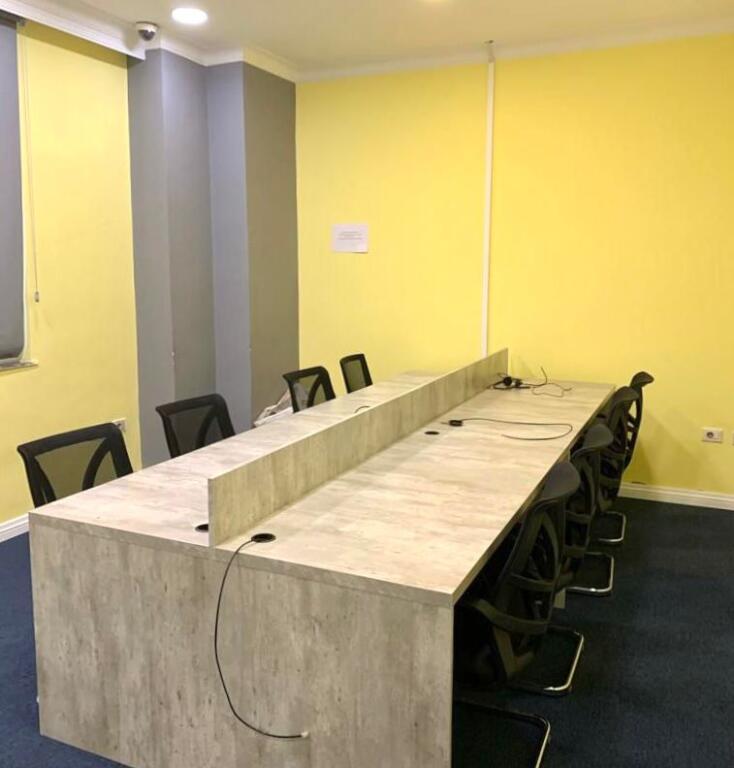 For Rent: Commercial Space in Blloku Area – Near Restaurant Era | Prime Location | A/C | Wooden Flooring | Spacious Layout