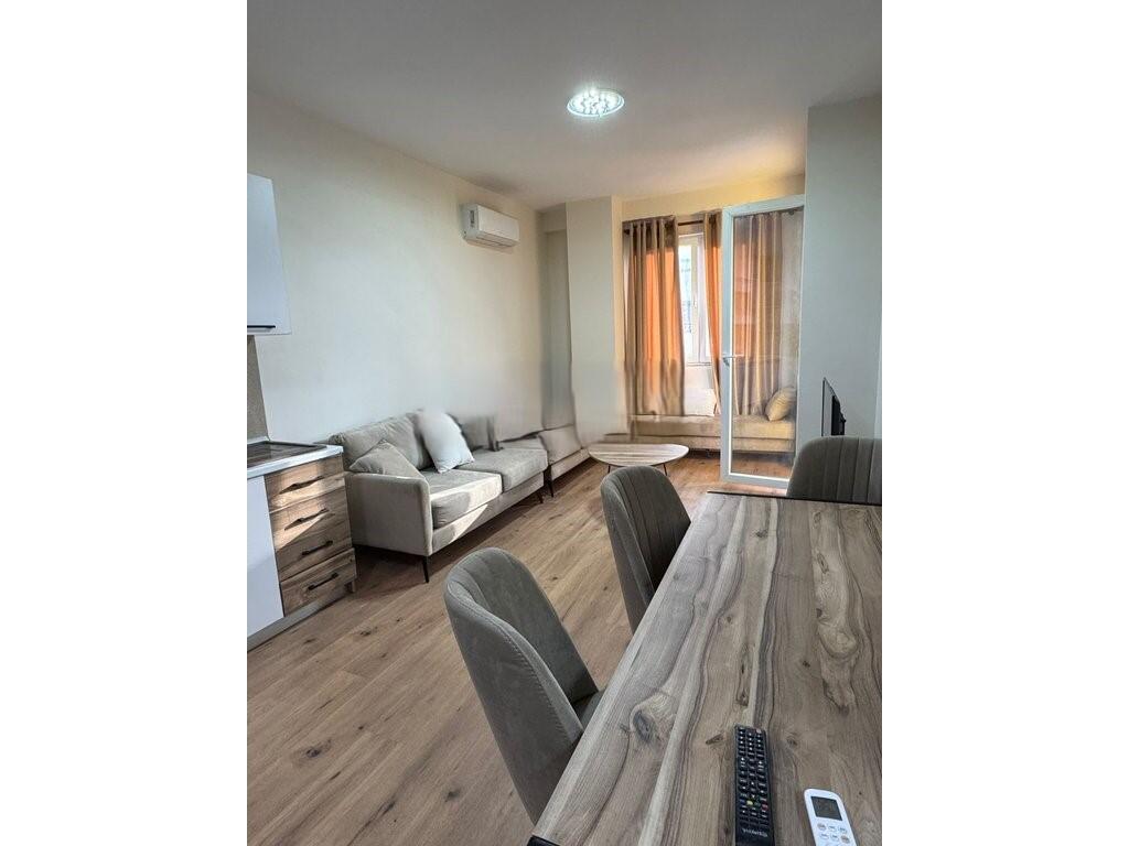 APARTAMENT ME QIRA 1+1: GRAND GALLERY